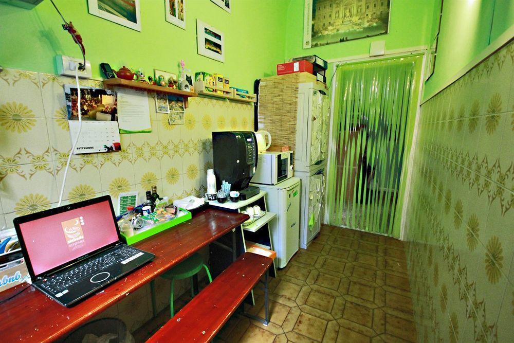 Sixbeds Roma Exterior foto